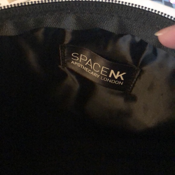 Space NK large makeup bag/clutch - Picture 6 of 7